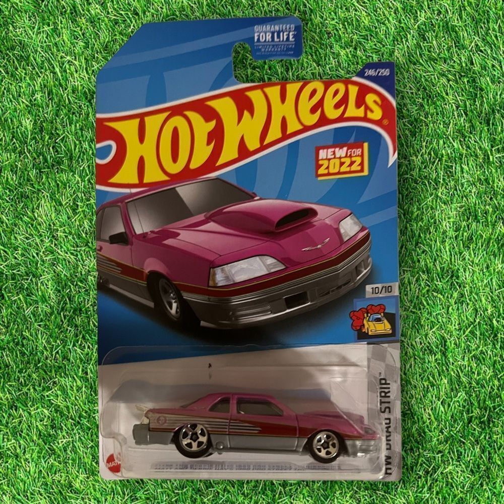 Hot Wheels Matt and Debbie Hay's 1988 Pro Street Thunderbird (Pink) 2022 HW Drag